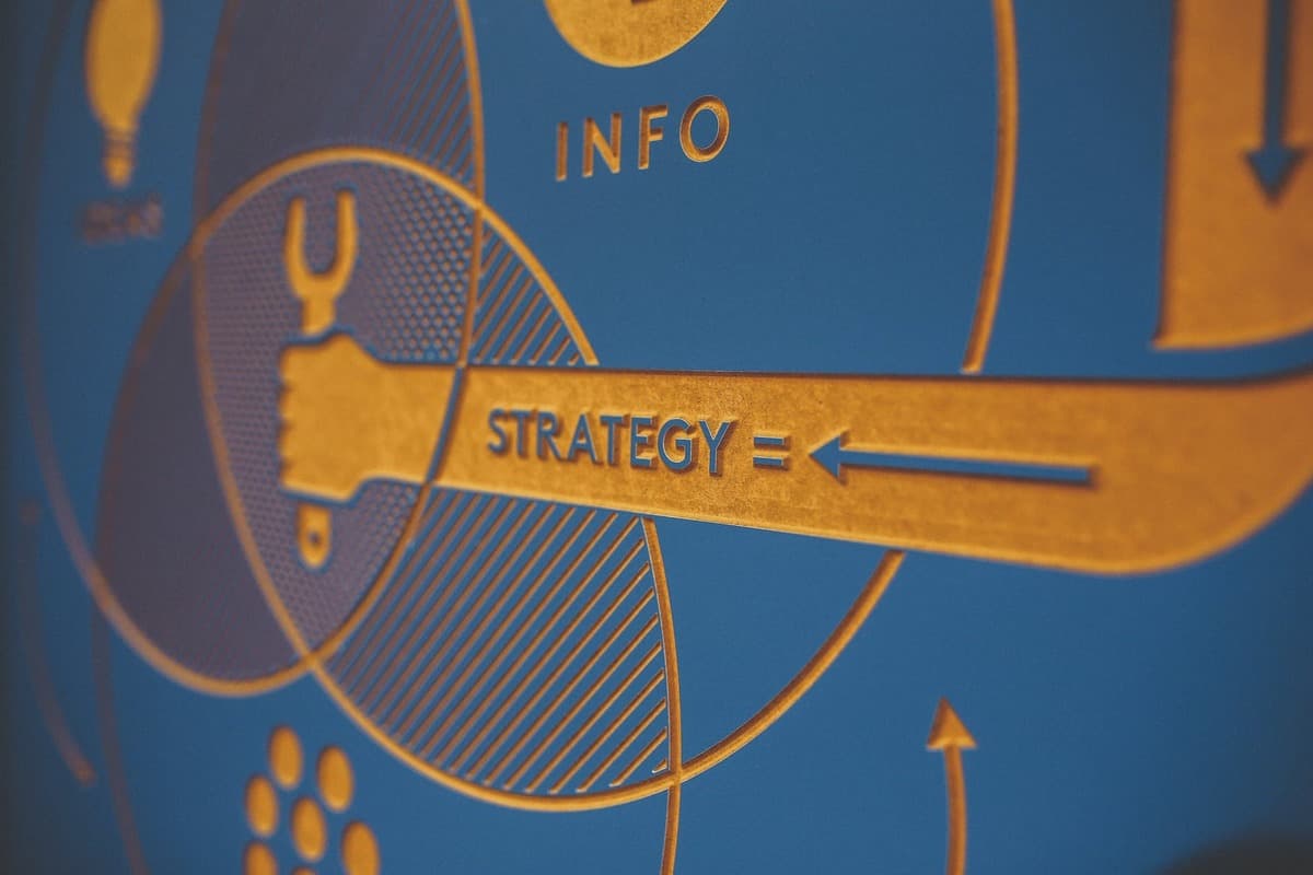 Com_press_marketing-board-strategy