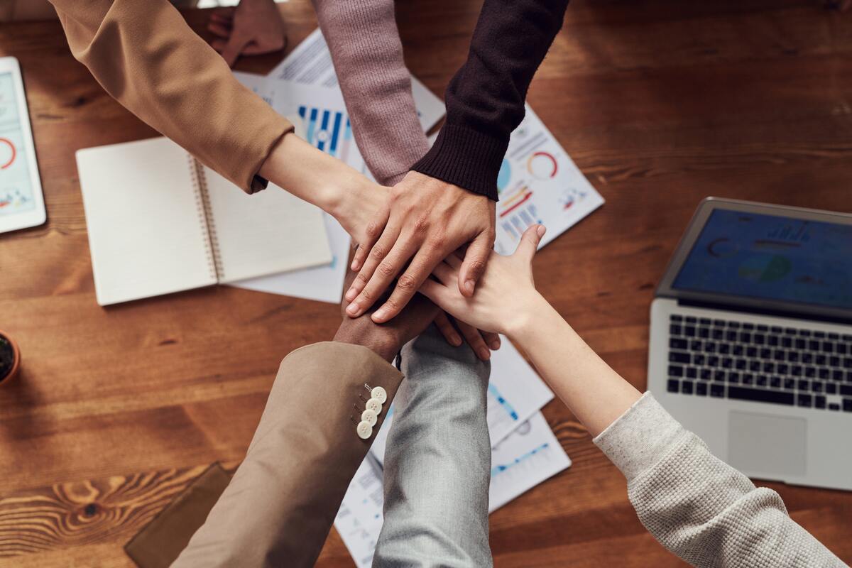 How Global Payroll Providers Can Help You Navigate Business Change